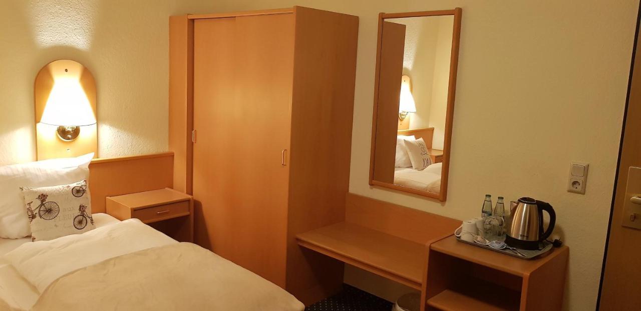 Hotel Altberesinchen Frankfurt  Extérieur photo