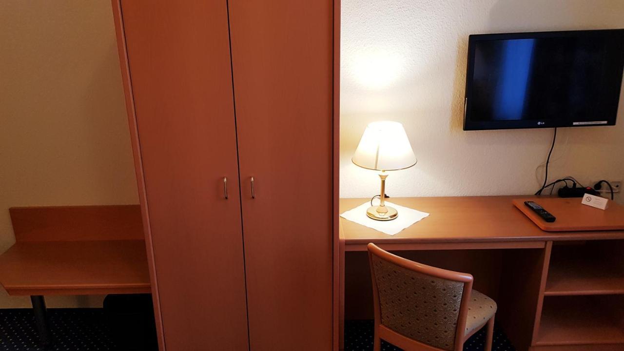 Hotel Altberesinchen Frankfurt  Extérieur photo